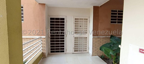 Imagen 19 de 30 de Apartamento En P/b De 3h, 2b, S/c En Venta En Cabudare, Resd. La Llovizna, Cod. 22-10621. Arnaldo López, Tlf. 04245257450, Lara, Venezuela
