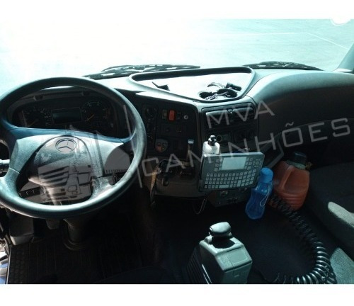 Imagem 4 de 14 de Caminhão Mercedes 2035 - 4x2 T
