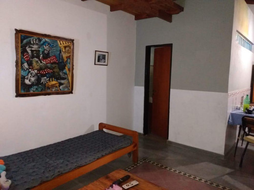 Casa En Venta - 3 Dormitorios 3 Baños - 600mts2 - Manuel B. Gonnet, La Plata