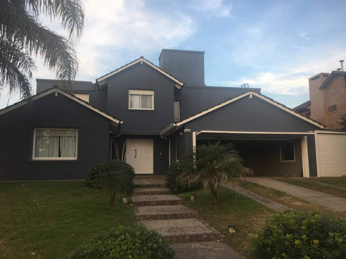 Casa En Venta En Valle Escondido - Los Cielos