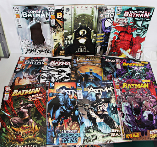 Hq Lote Com 14 Gibis Batman - Ver Fotos - Dc (Usado)