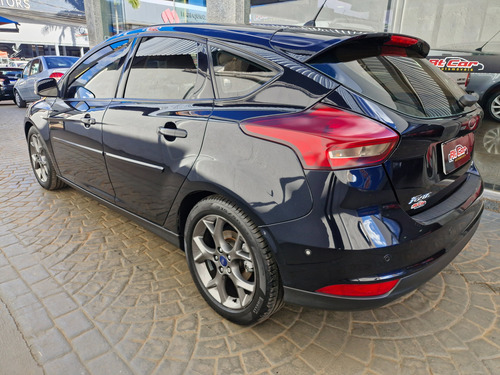 Ford Focus 2.0 SE PLUS 16V FLEX 4P POWERSHIFT