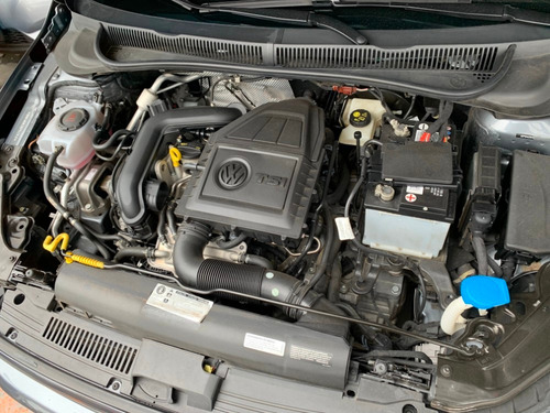 Volkswagen Polo Highline 200 1.0 Tsi Flex Autos Rr