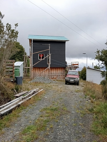 Parcela Con Cabaña De 3 Pisos En Puyehue