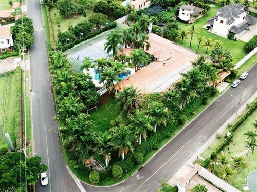 Imagem 10 de 30 de Chacará De 3.000 M² Com 6 Suítes, Sala Para 6 Ambientes. - 13308