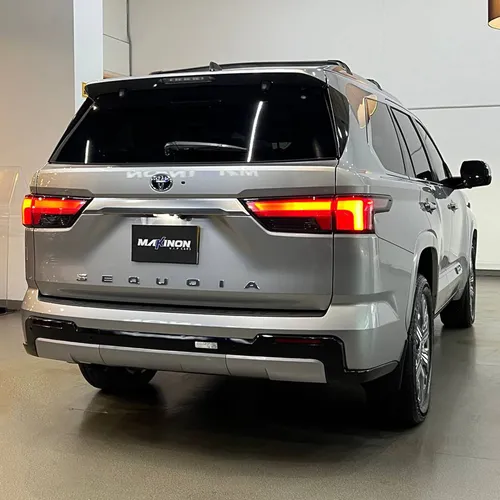 Toyota Sequoia 3.5 V6 Capstone