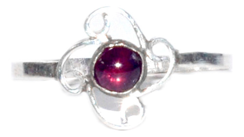 Anillo De Plata Con Granate Rojo.