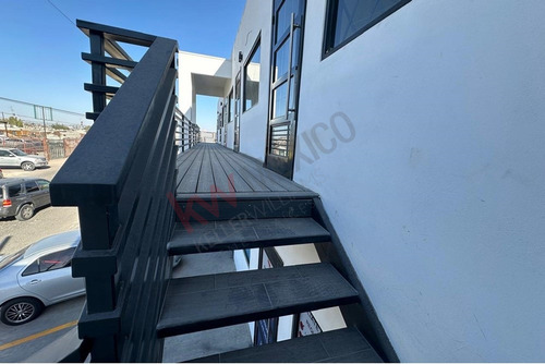 Renta Local Comercial De 28m2 En La Quintas Del Rey, Mexicali Bc