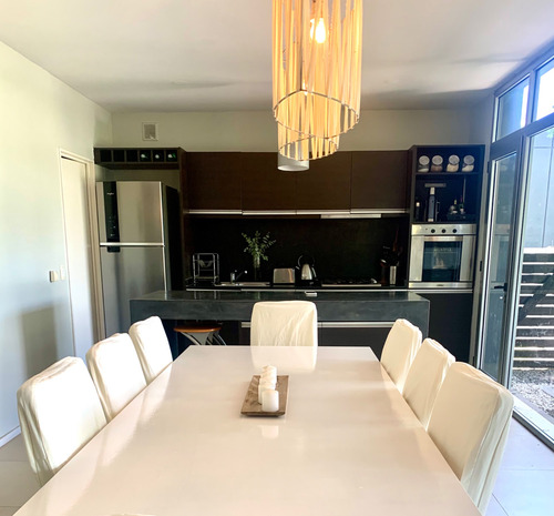 Casa En Venta 5 Amb En Santa Teresa, Villanueva.