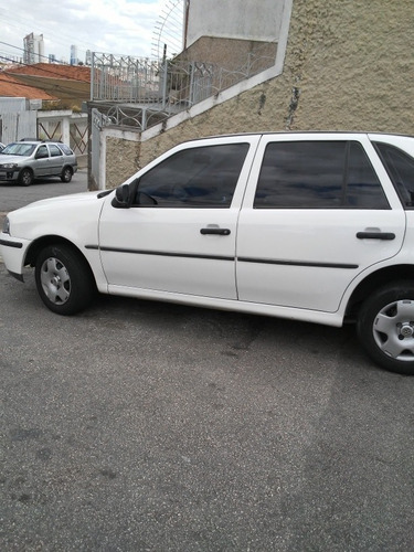 Imagem 8 de 10 de Volkswagen Gol 2000 1.0 16v 5p