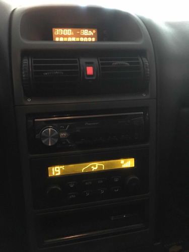 Chevrolet Astra 2.0 Gls 2011