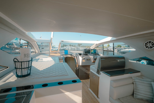 Lancha Azov Z480 Ht Referência Em Navegabilidade