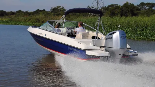 Lancha Bermuda Twenty Mercury 150hp 4t Efi 2024 0hs Promo