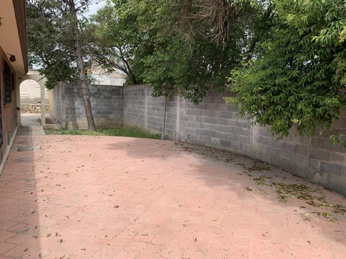 Imagen 7 de 12 de Casa Uso De Suelo En Renta Los Maestros