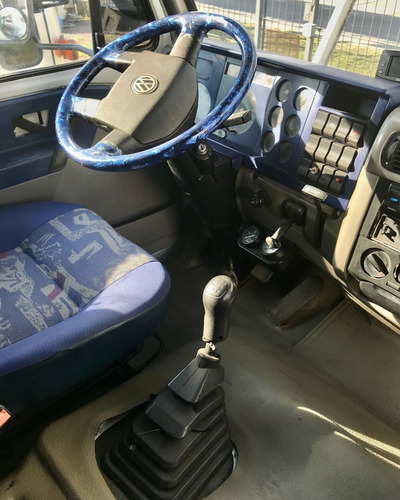 Imagen 9 de 10 de Volkswagen Worker 17-220 '10