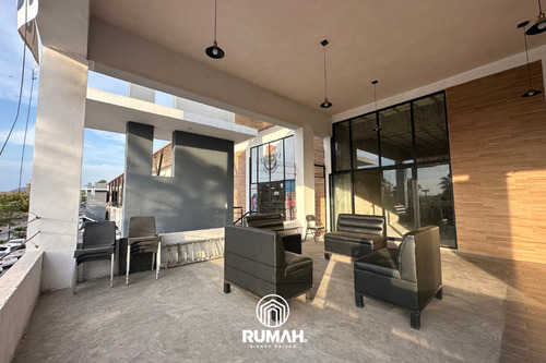 Local En 2do Piso En Real Pacifico Con Terraza