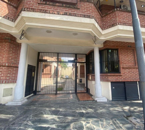 Dúplex En Venta - 2 Dormitorios 2 Baños - Cochera - 100mts2 - Parque Avellaneda
