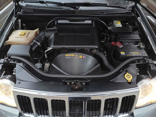 Imagen 7 de 11 de Jeep Grand Cherokee Limited 4x2
