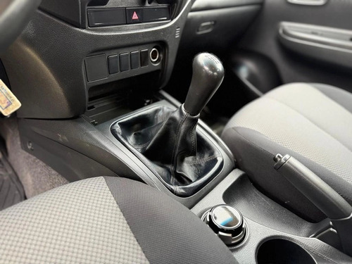Mitsubishi L200 Katana D/C 2.4 TDI MT CRM 4X4