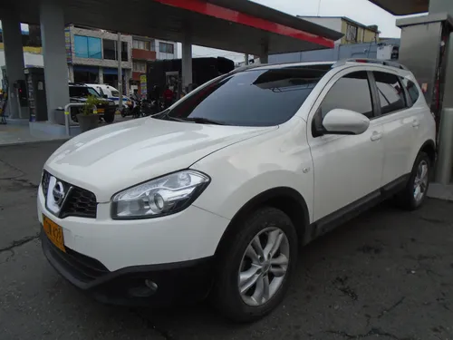 Nissan Qashqai 2.0l 4wd +2 4x2