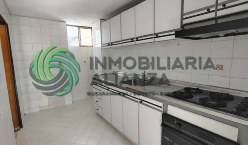 Apartamento En Arriendo En Campestre. Cod A8583