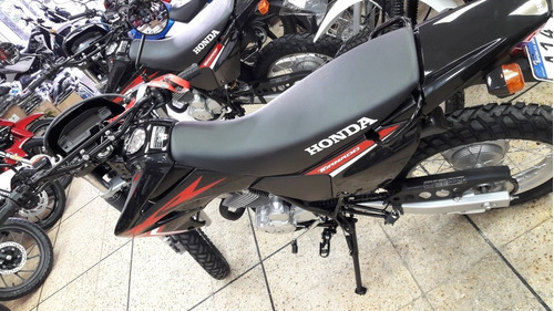 Imagen 11 de 18 de Honda Tornado