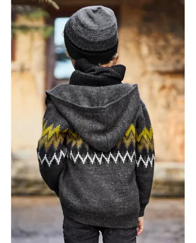 Sueter tejido con gorro sale