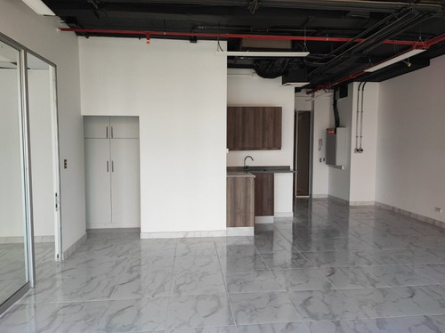 Oficina A La Venta En Edificio Britania