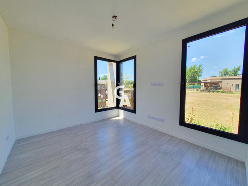 Imagen 29 de 30 de Casa En Venta 4 Amb En Santa Emilia, Pilar Del Este