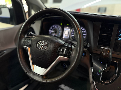 Toyota Sienna 3.5 Xle Piel At