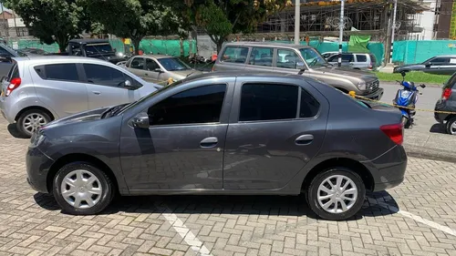 Renault Logan 1.6 Expression
