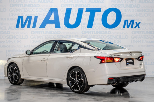 Nissan Altima 2.0 Sr Turbo Cvt