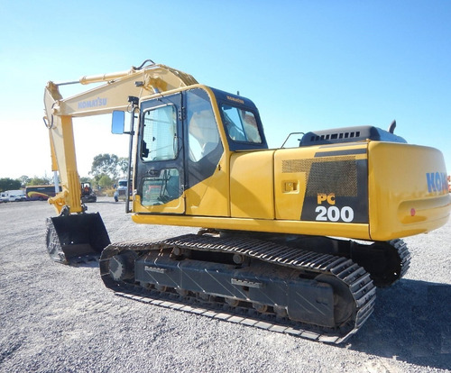 Imagen 5 de 15 de 17) Excavadora Komatsu Pc200 2006
