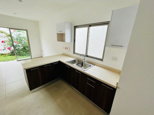 Casa En Venta En Veracruz Con Acceso A Playa Fracc. Lomas Del Mar