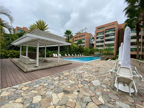 Venta De Apartamento Campo Alegre. 4hab+s/4baños+s/4p