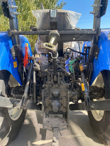Imagen 10 de 17 de Tractor New Holland Tt 4.90 90 Hp Nuevo 0km