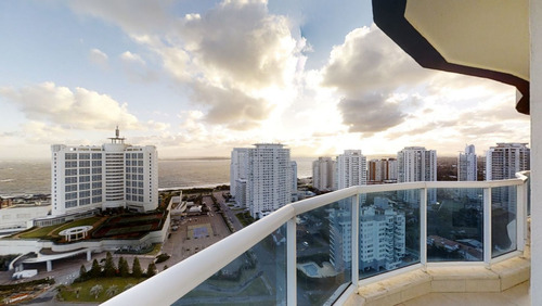 Imagen 9 de 25 de Casino Tower Planta Especial 4 Suites Financia O Permuta Usa (ref: Psd-7613)