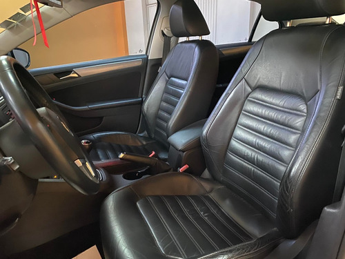 Imagen 7 de 9 de Volkswagen Vento 2.0tsi Sportline Mt Modelo 2012