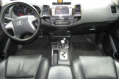 Toyota Fortuner 3.0 Sr5