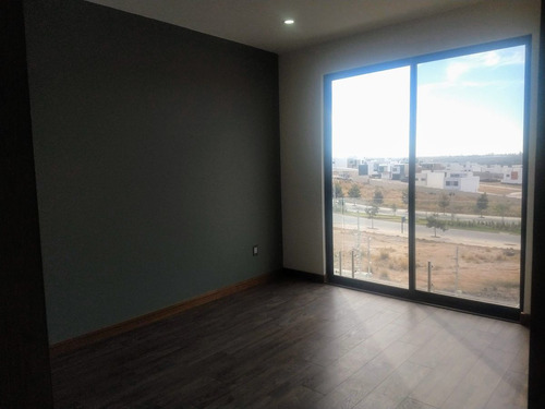 Imagen 17 de 22 de Casa En Venta En Capital Norte, Zapopan