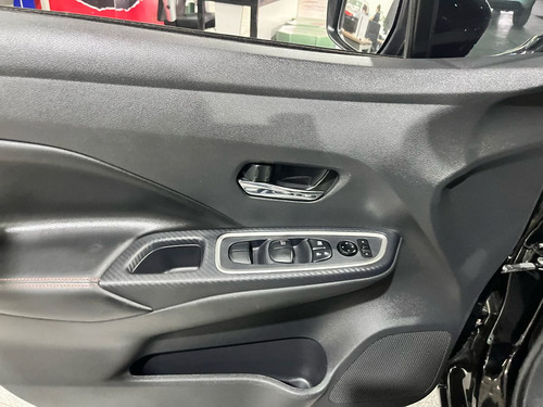 Nissan Versa 2023