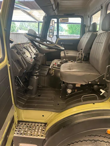 Camión Mercedes Benz 4x4