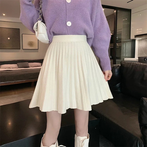 Falda Corta Plisada Con Cintura Elástica