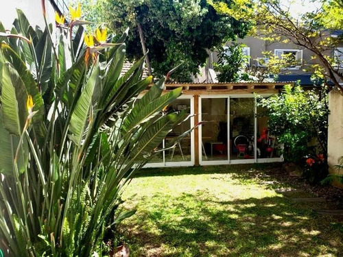 Imagen 5 de 30 de Unico!!! Impecable Depto En Pb De 3 Amb. Con Gran Jardin Propio Y Quincho En Olivos.