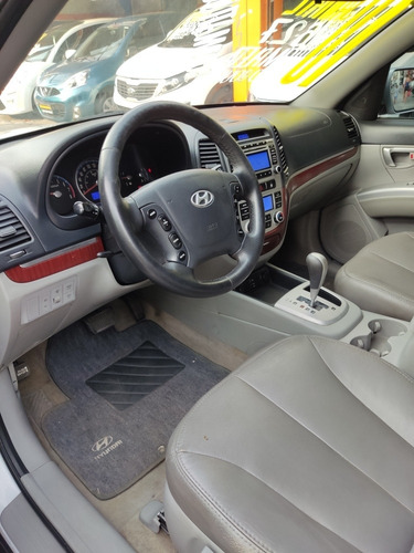 Imagem 4 de 15 de Hyundai Santa Fe 2010 2.7 5l Aut. 5p