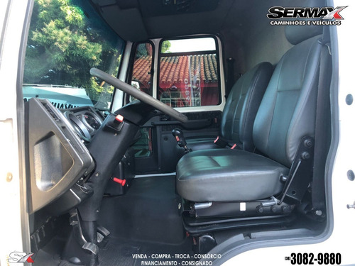 Imagem 8 de 12 de Ford Cargo 1317