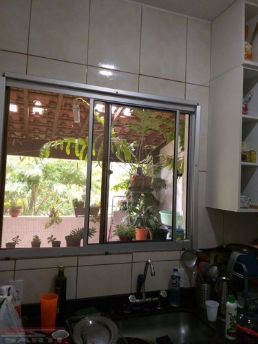 Imagem 8 de 15 de Casa Espaçosa, Em Meio A Natureza. Confira! - St13564