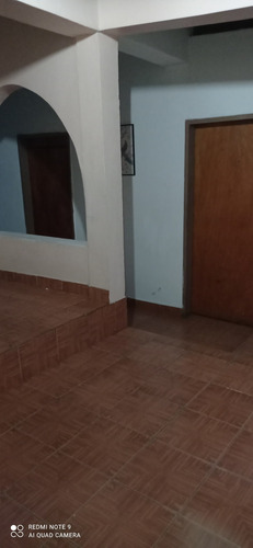 Imagen 20 de 29 de Venta De Casa Urb. Parque Valencia
