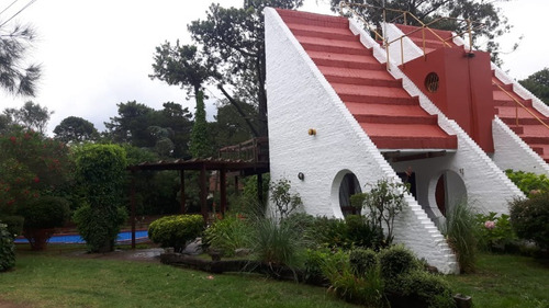Casa Amplia 8 Personas, Con Pileta, Barrio Los Troncos