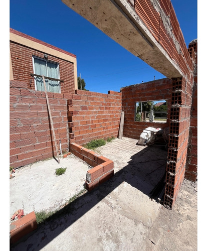 Casa En Construccion Mas Monoambiente, Camet Norte